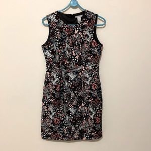 Brocade style, sleeveless dress